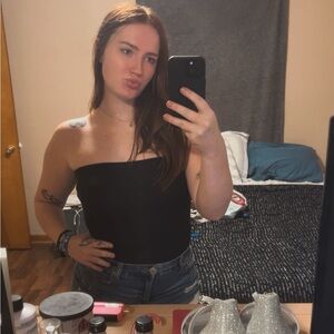 Meet your Posher, Nalani